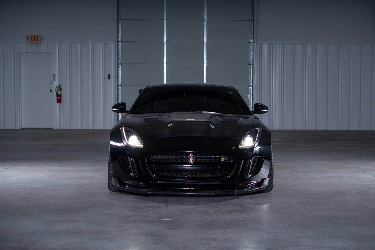 Used 2015 Jaguar F-TYPE R image 2