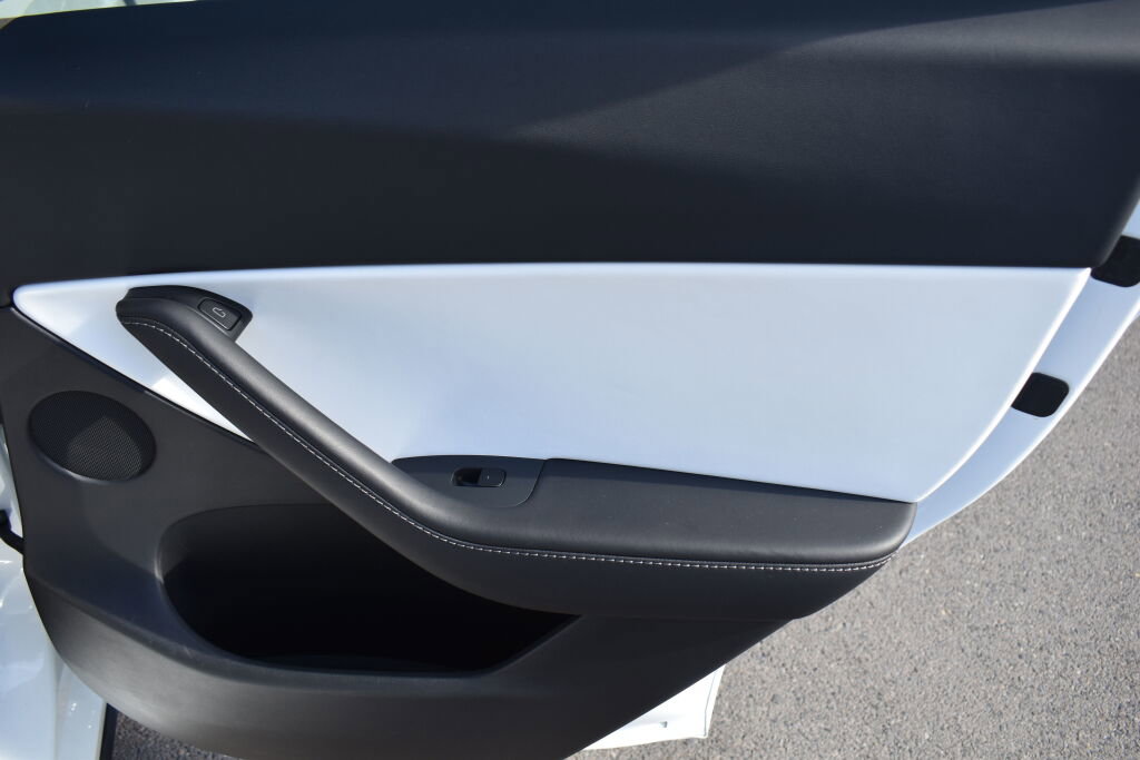 Used 2021 Tesla Model Y 2WD image 22