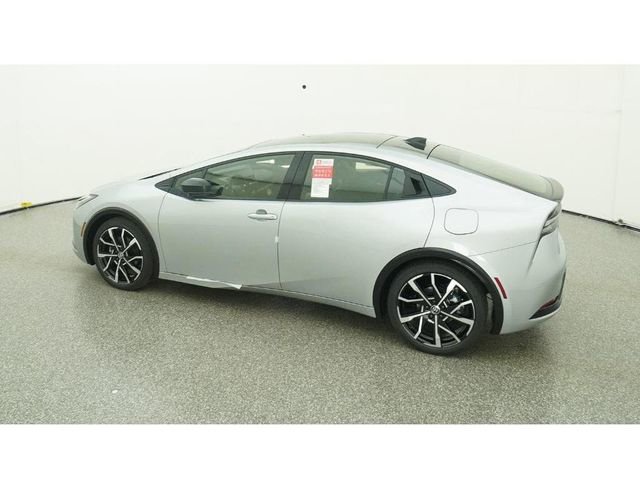 New 2026 Toyota Prius Plug-In Hybrid FWD image 4