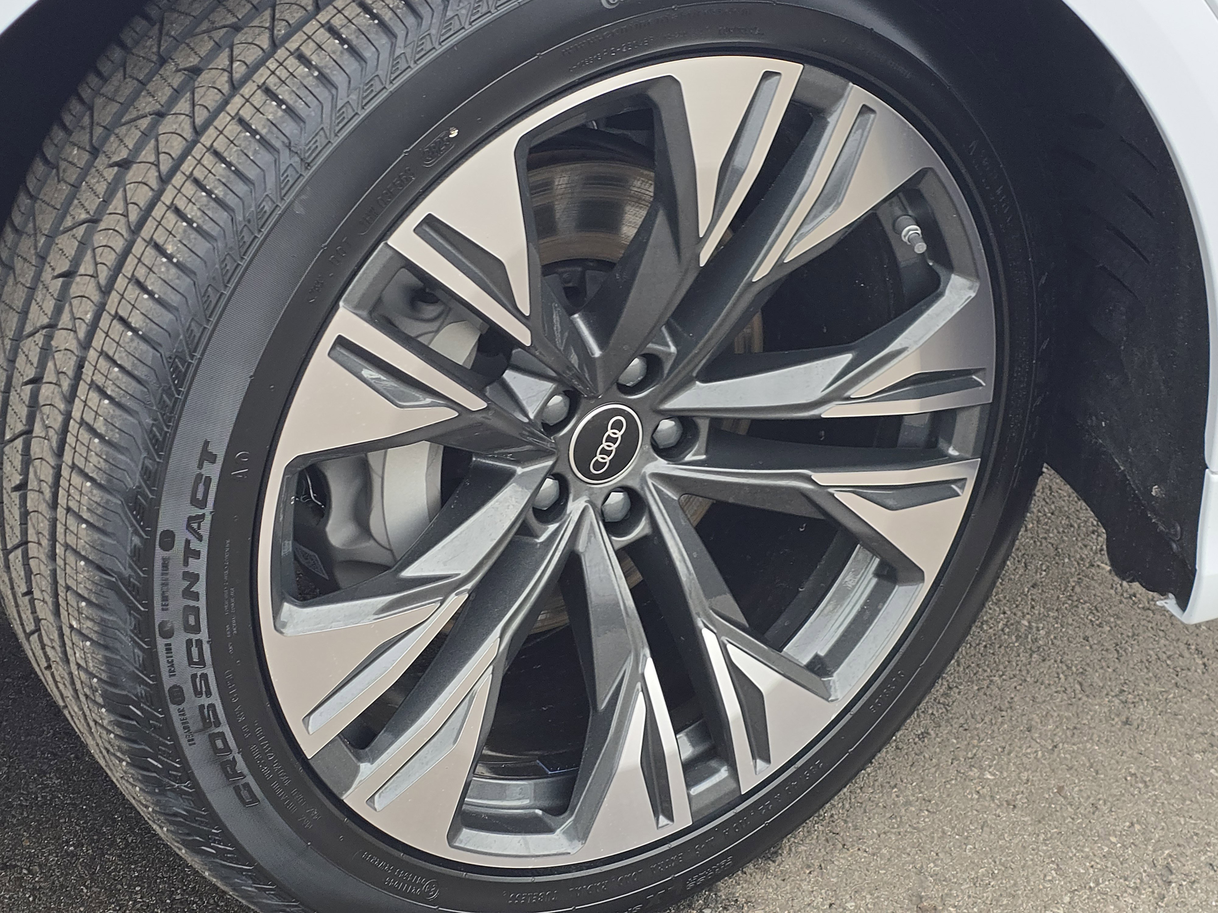 New 2026 Audi Q8 Premium Plus image 16