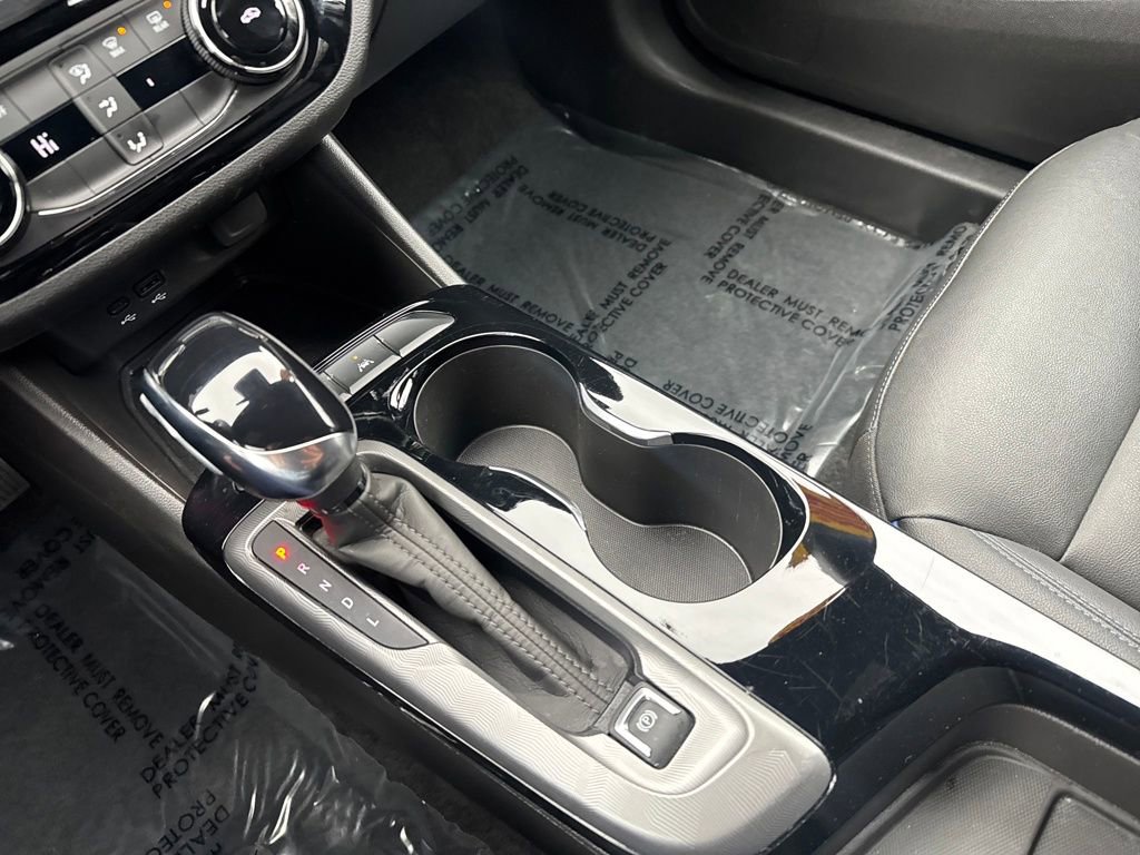 Used 2025 Buick Envista Sport Touring image 26