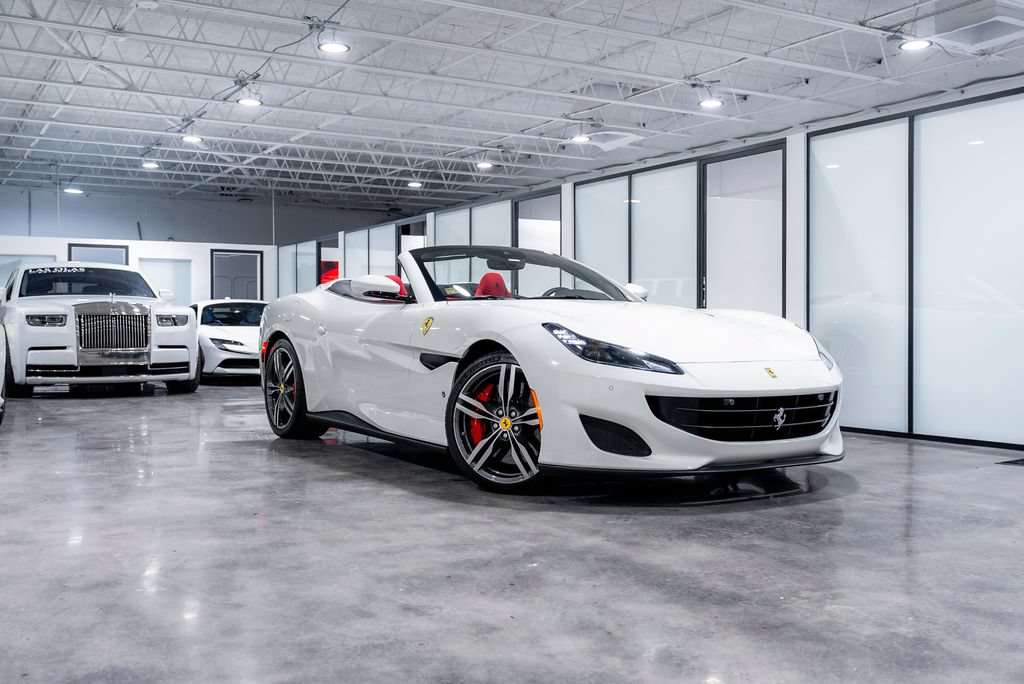 Used 2020 Ferrari Portofino RWD image 15