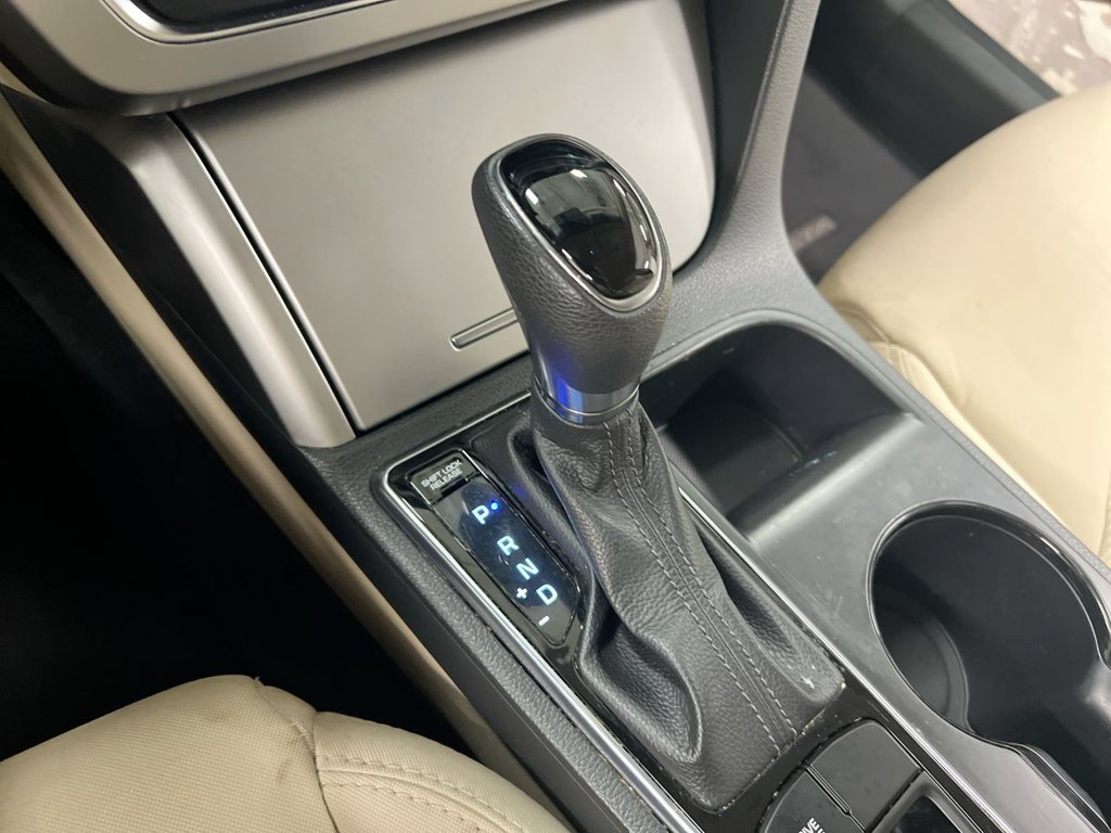 Used 2016 Hyundai Sonata SE FWD image 17