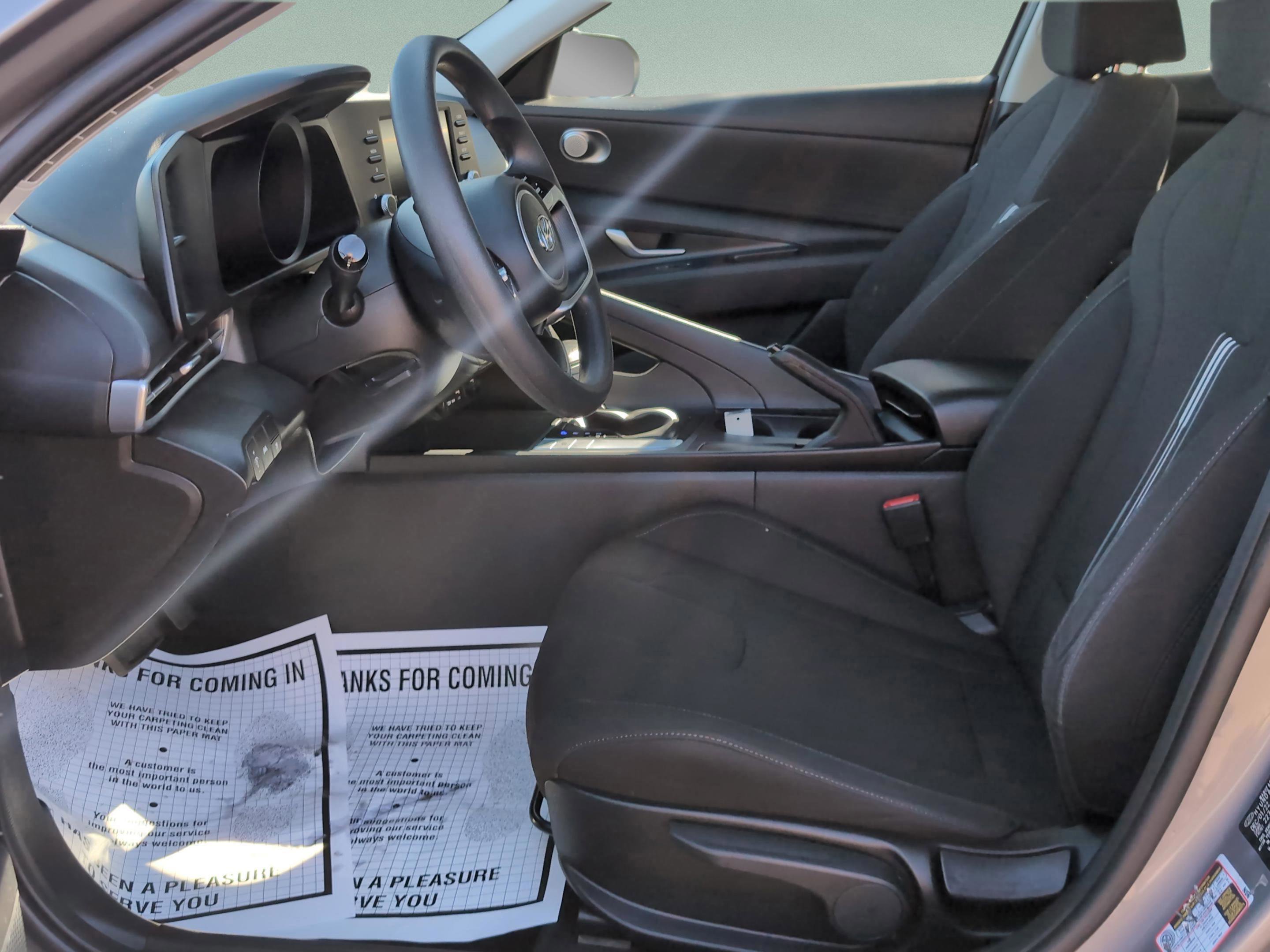 Used 2023 Hyundai Elantra SEL image 32