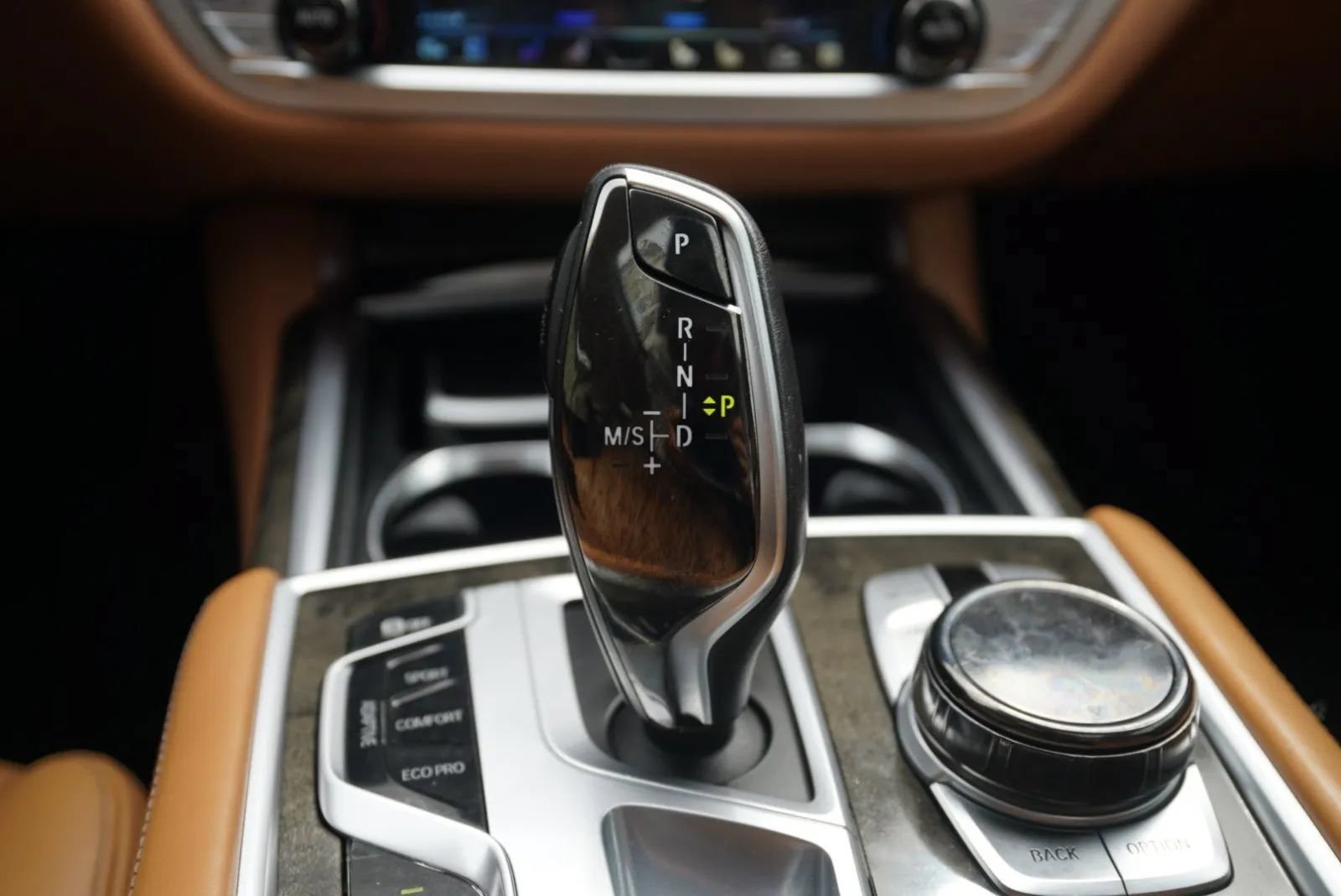 Used 2017 BMW 740i xDrive AWD/4WD image 56