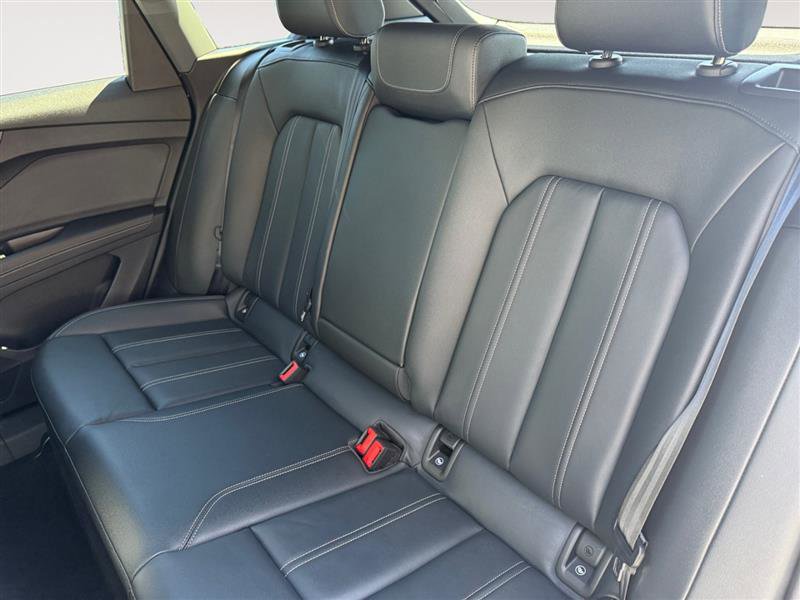 Used 2024 Audi Q4 e-tron Premium Plus w/ Premium Plus image 14