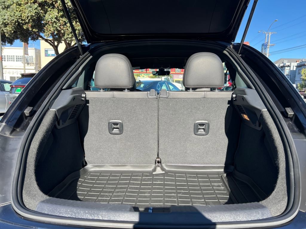 Used 2019 Volkswagen Beetle 2.0T SE image 37