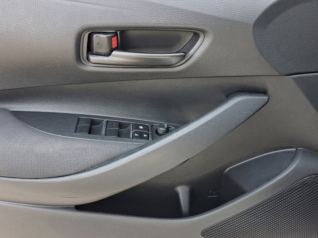 Used 2024 Toyota Corolla LE image 23