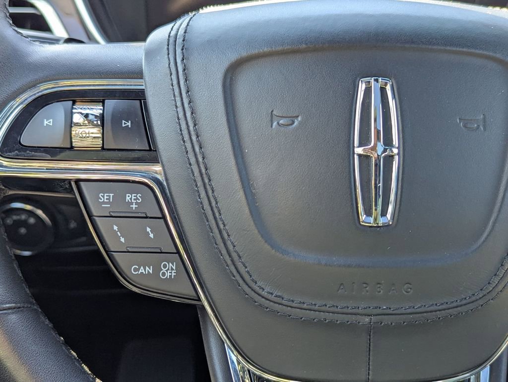 Used 2020 Lincoln Continental AWD w/ Premium Package image 15