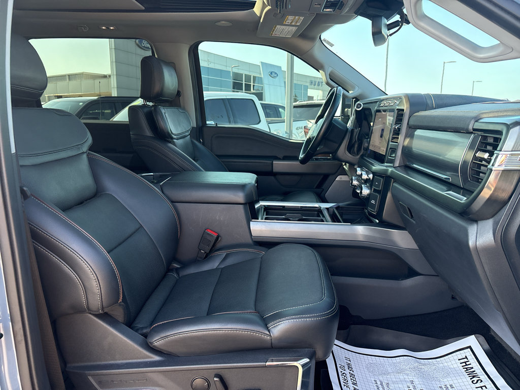 Used 2023 Ford F250 Lariat w/ Lariat Ultimate Package AWD/4WD image 23
