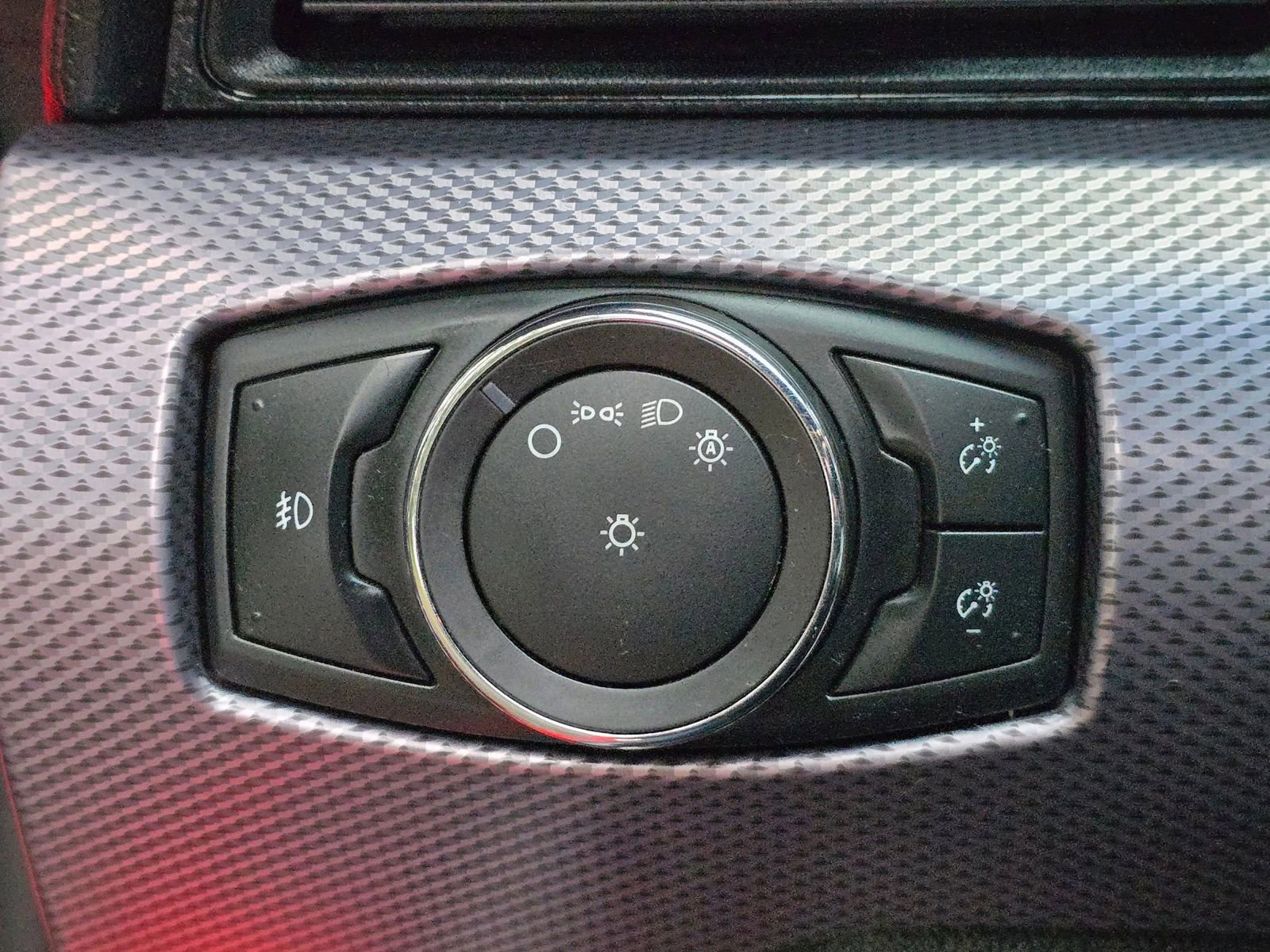 Used 2016 Ford Mustang Coupe image 21