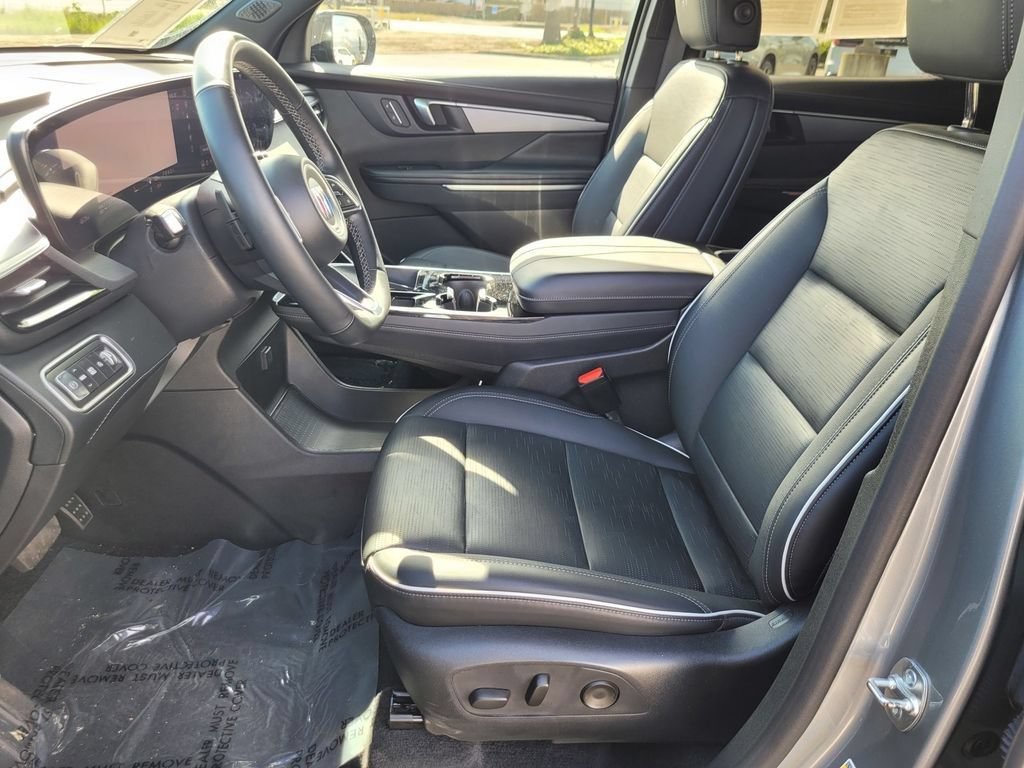 Used 2025 Buick Enclave Sport Touring FWD image 15