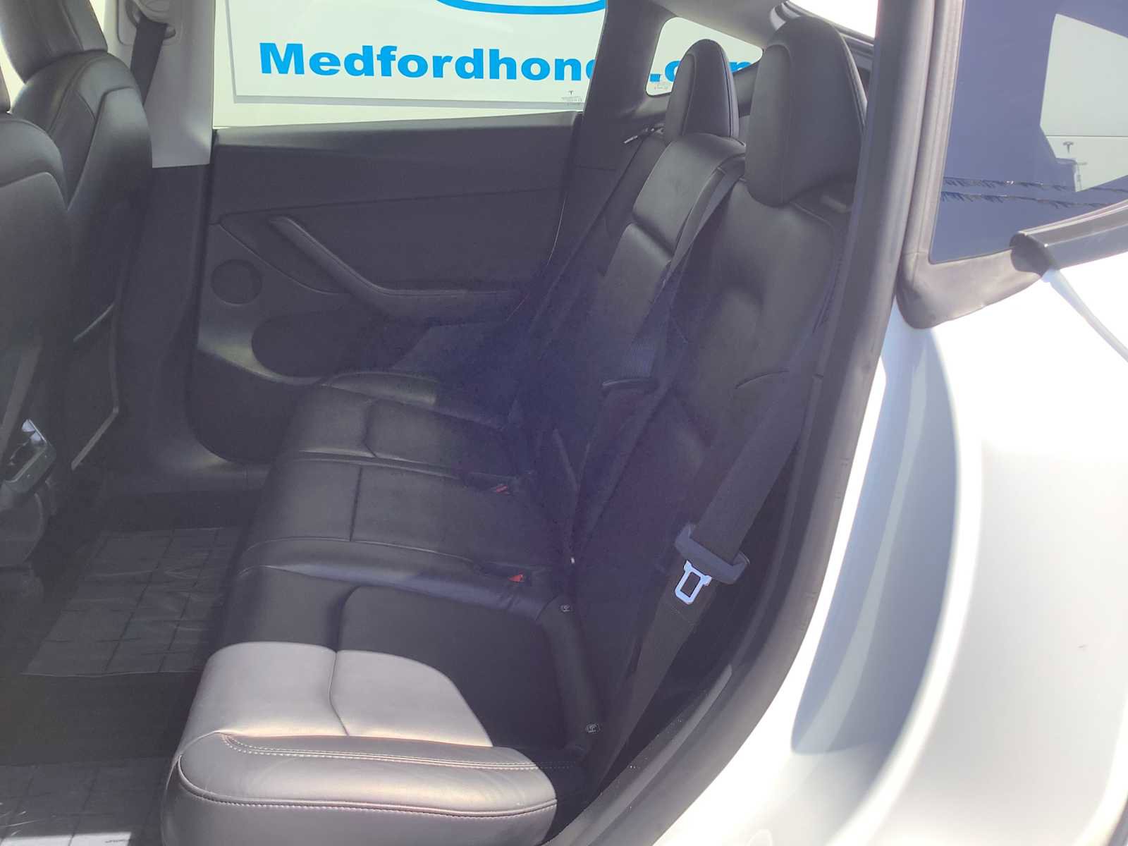 Used 2022 Tesla Model Y Long Range AWD/4WD image 13