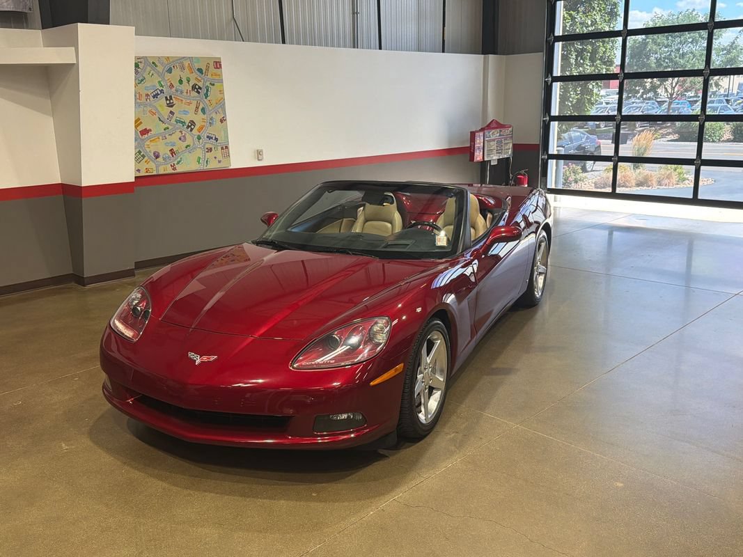 Used 2006 Chevrolet Corvette Convertible w/ Preferred Equipment Group RWD image 90