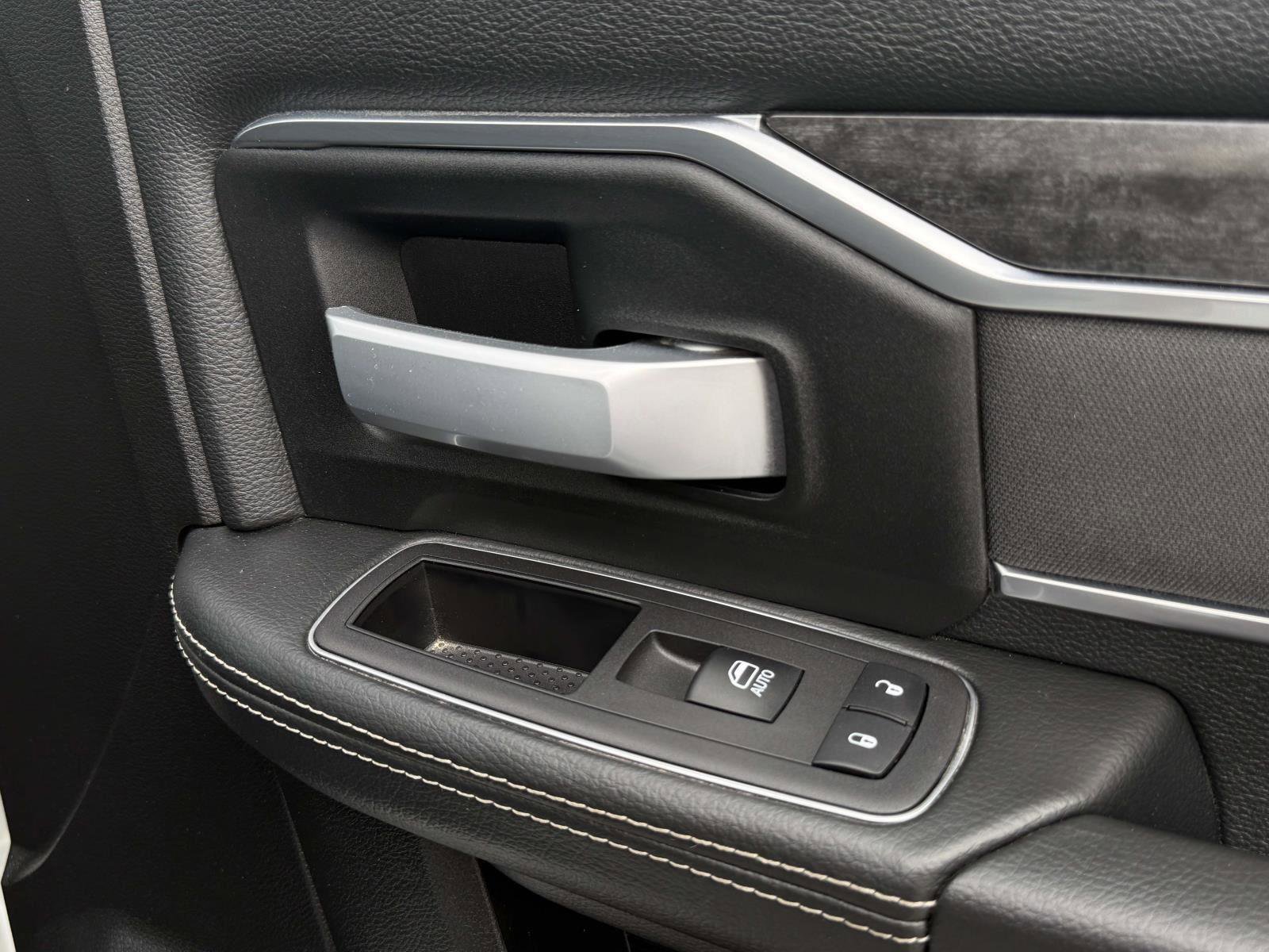 Used 2024 RAM 3500 SLT w/ Quick Order Package 2YG SLT image 29