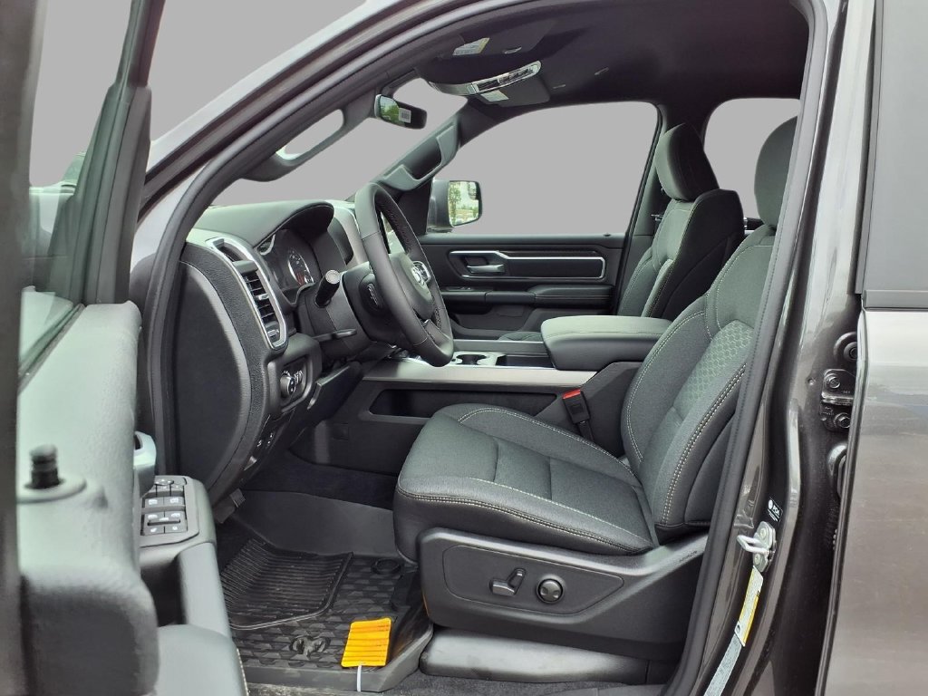 New 2026 RAM 1500 Big Horn AWD/4WD image 20