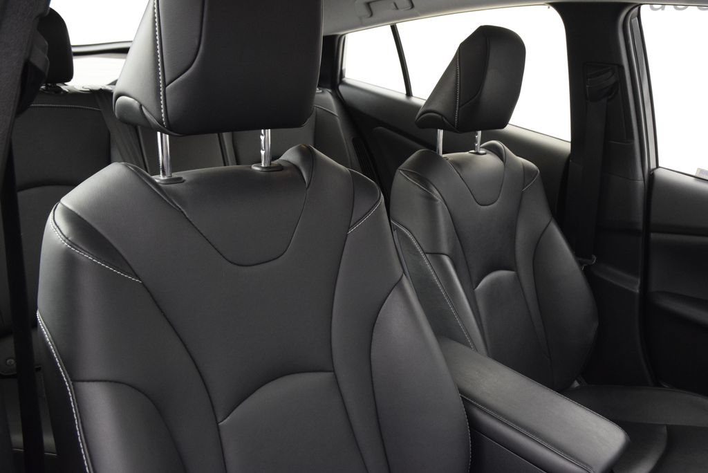 Used 2020 Toyota Prius Prime XLE FWD image 16