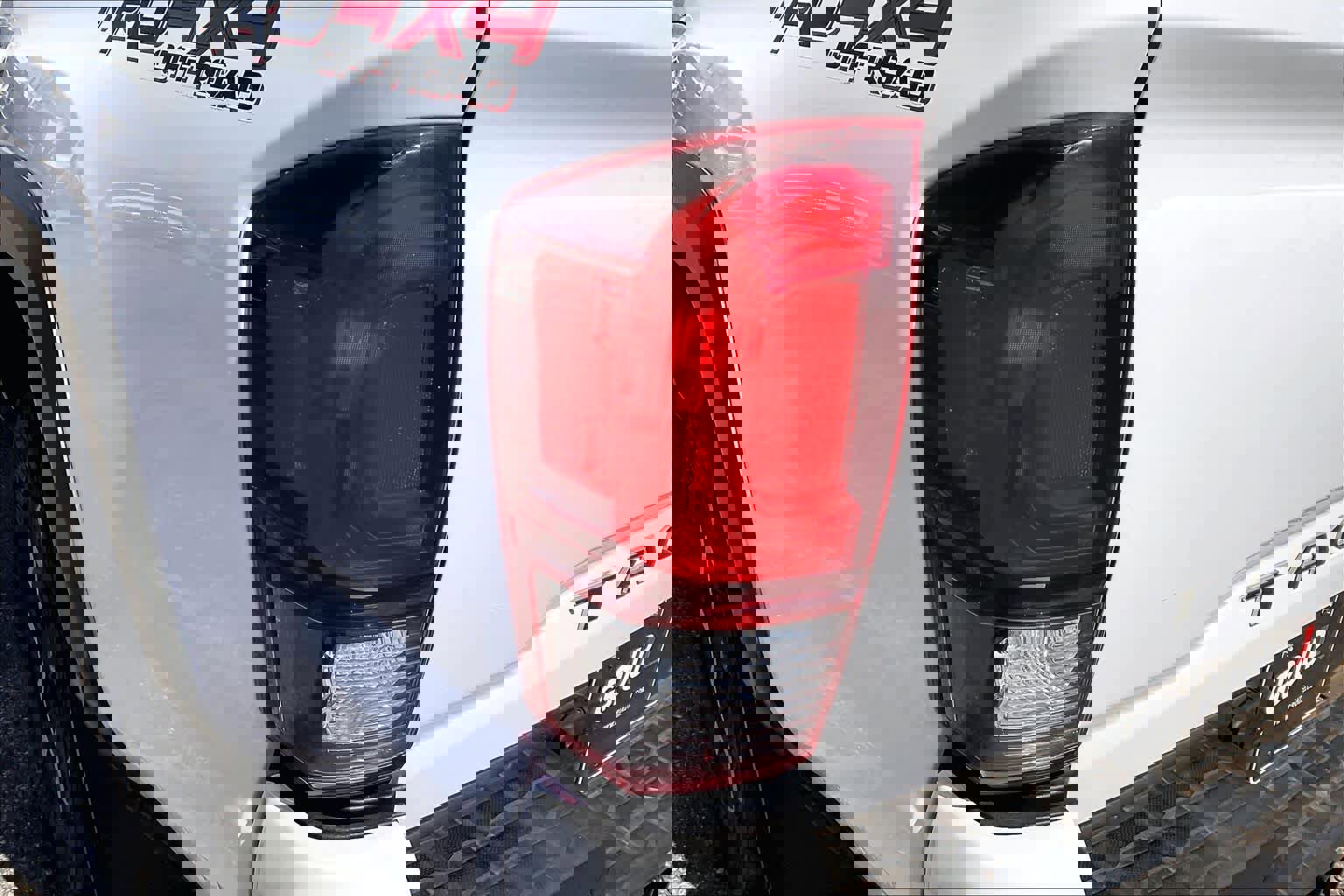 Used 2019 Toyota Tacoma TRD Off-Road image 28