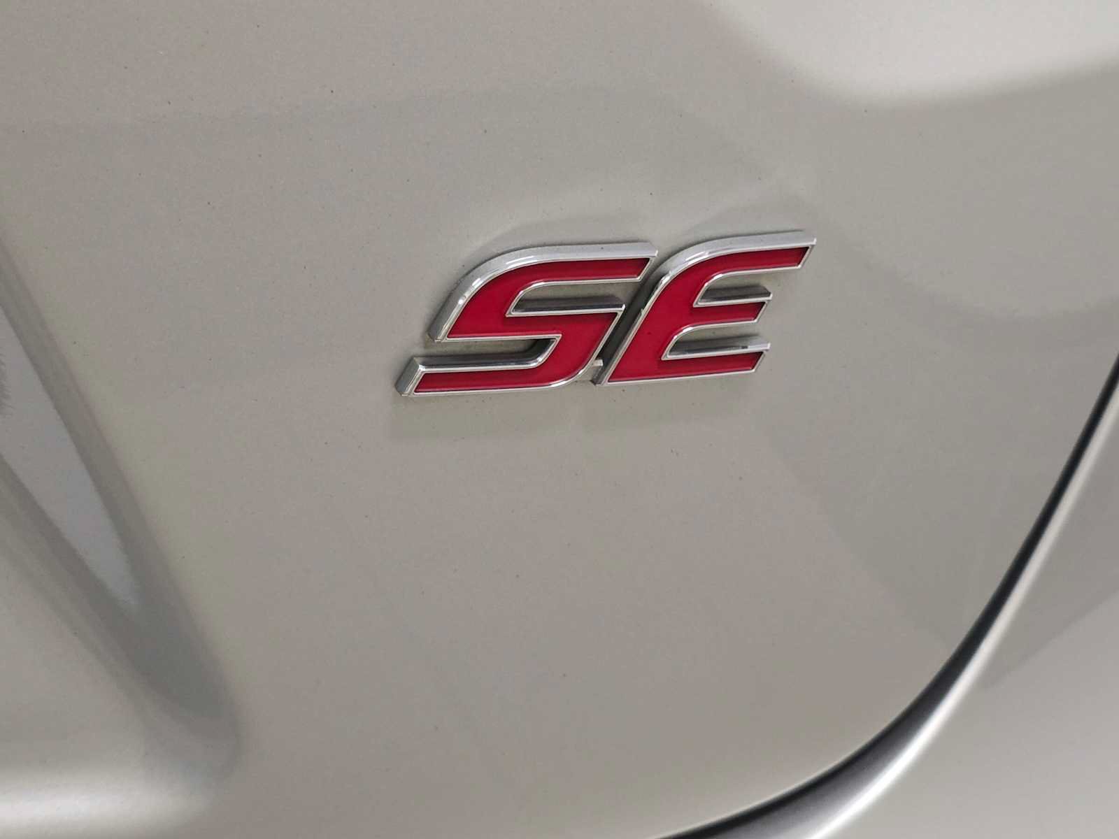 Used 2020 Toyota Corolla SE FWD image 7