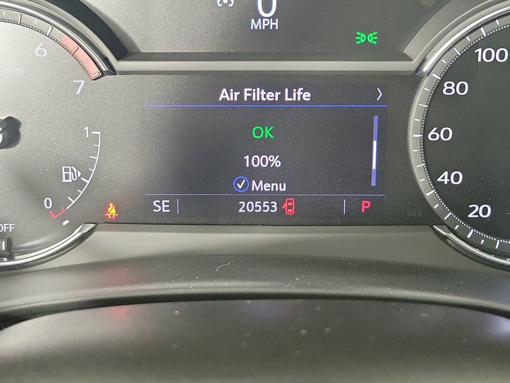 Certified 2023 Cadillac XT4 Luxury w/ Cold Weather Package image 25