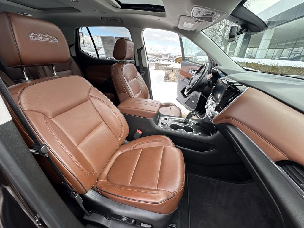 Certified 2018 Chevrolet Traverse High Country image 29