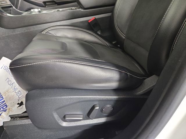 Used 2021 Ford Edge ST image 28