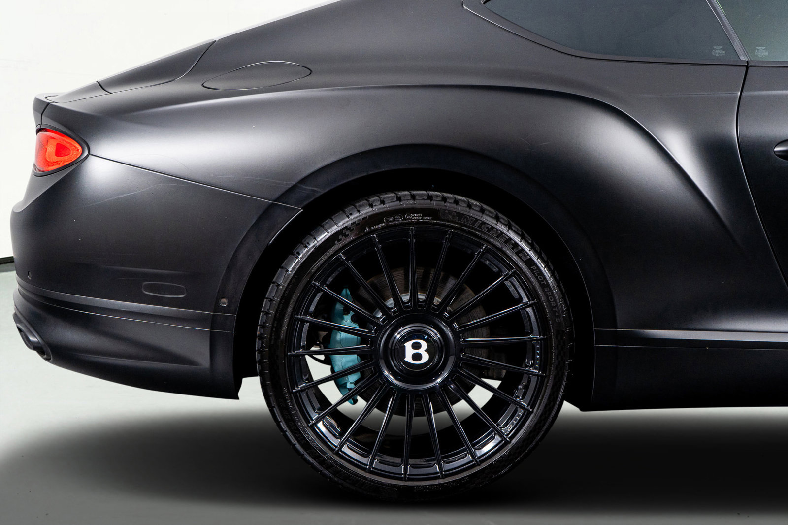 Used 2023 Bentley Continental GT Mulliner image 8