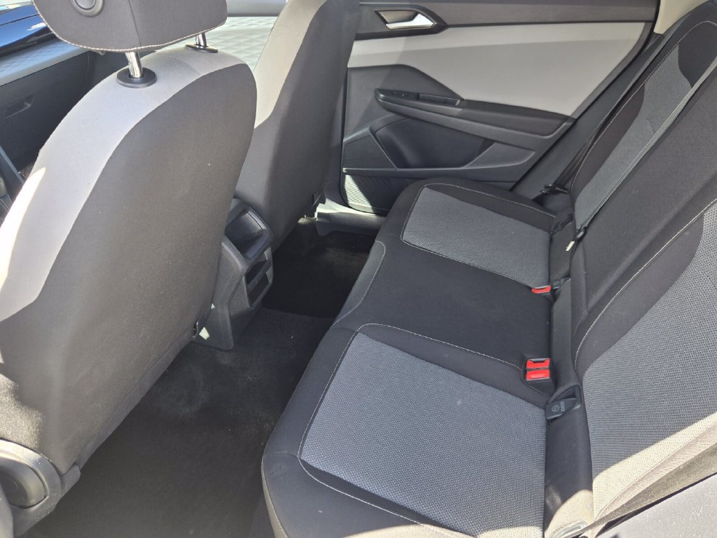 Certified 2023 Volkswagen Taos S FWD image 12