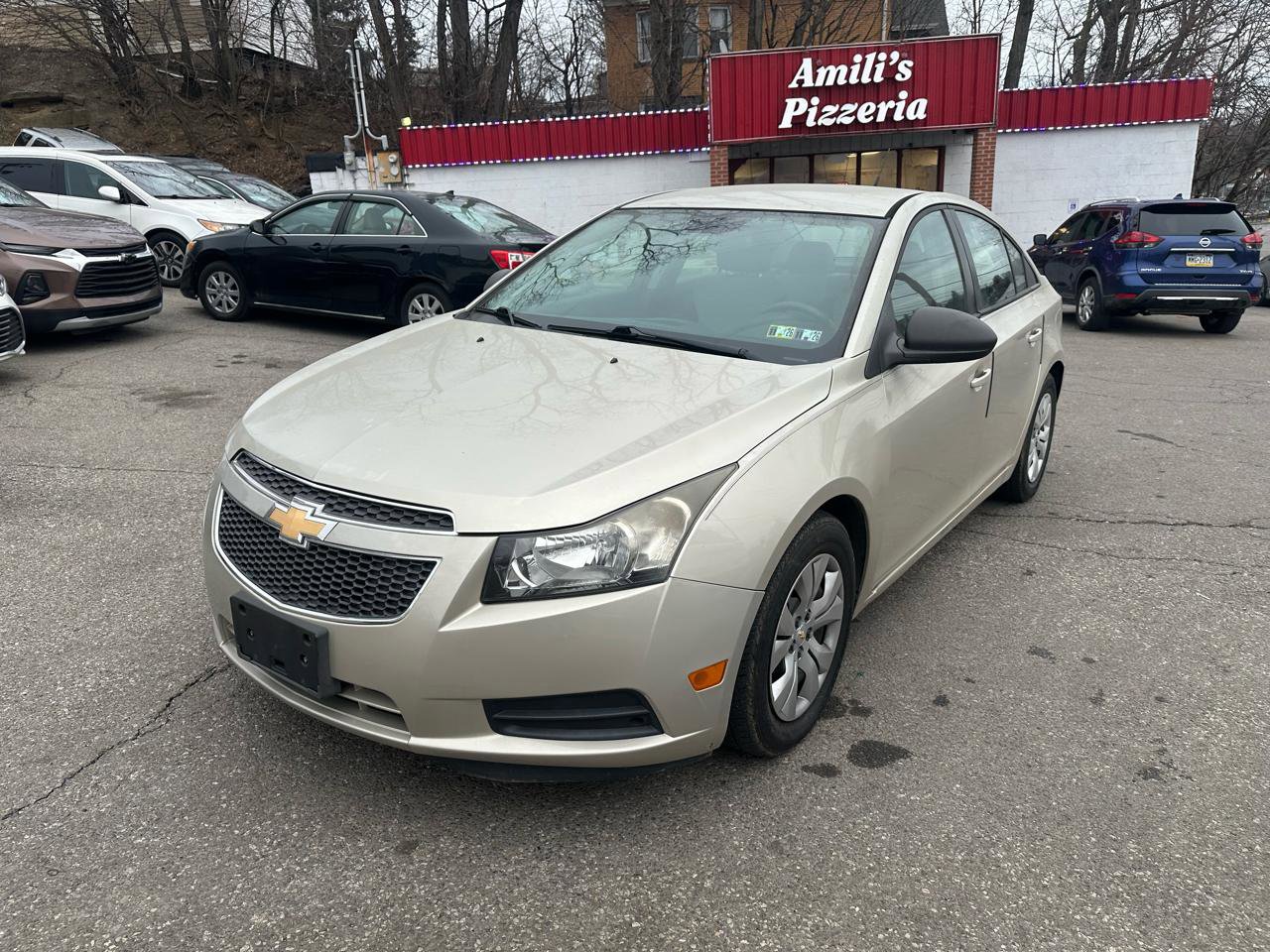 Used 2013 Chevrolet Cruze LS image 3
