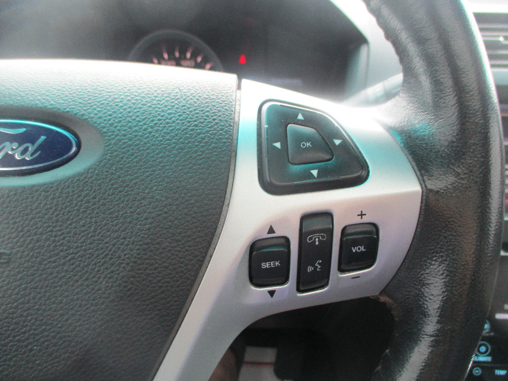 Used 2011 Ford Explorer Limited w/ 302A Rapid Spec Order Code FWD image 13