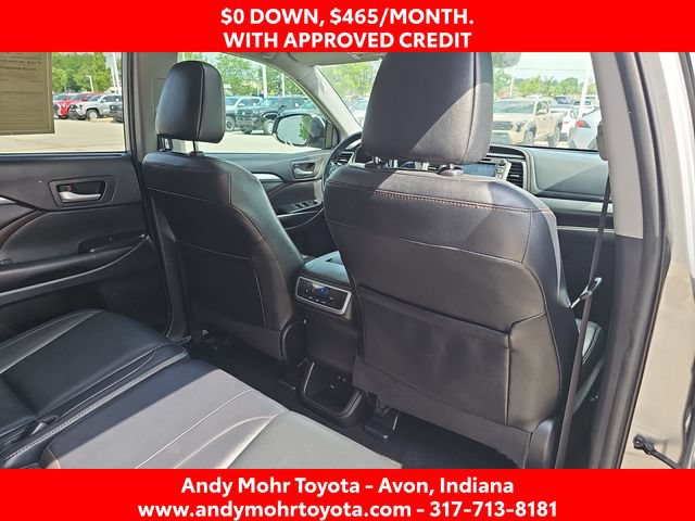 Used 2019 Toyota Highlander XLE FWD image 35
