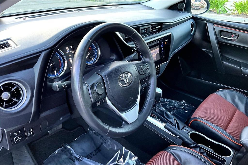 Used 2017 Toyota Corolla SE w/ Protection Package FWD image 17