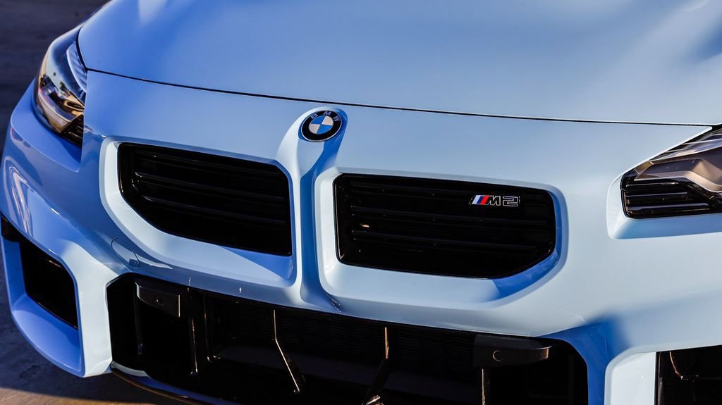 Used 2025 BMW M2 image 6