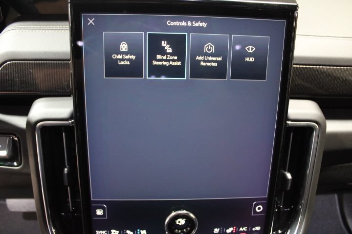 New 2026 GMC Yukon XL Elevation w/ Elevation Premium Package AWD/4WD image 62