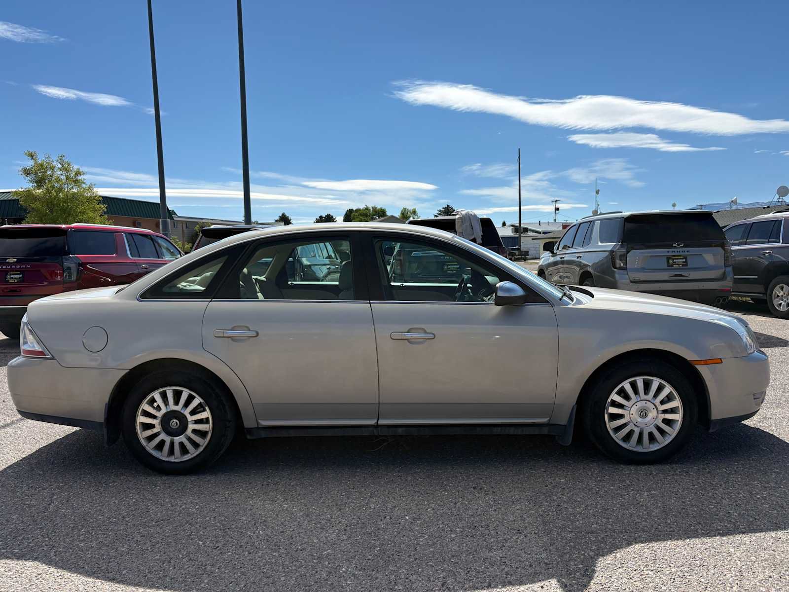Used 2009 Mercury Sable Sedan FWD image 2