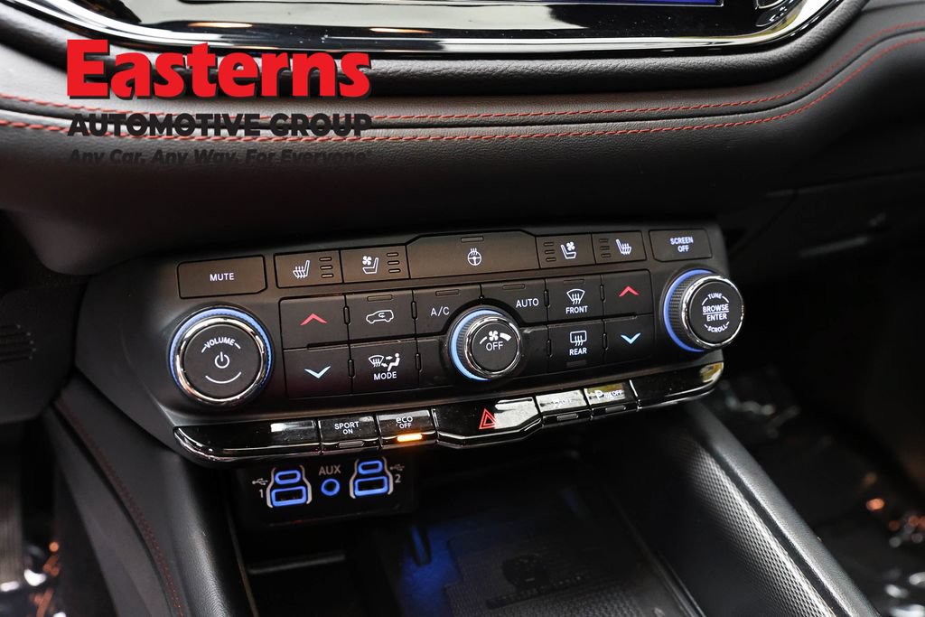 Used 2024 Dodge Durango R/T AWD/4WD image 20