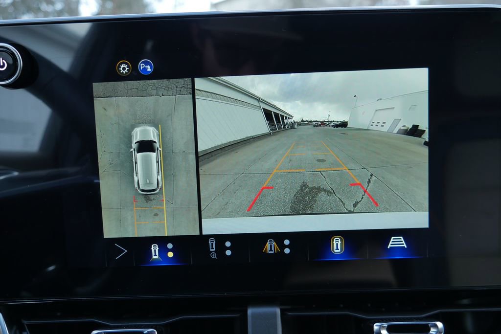 New 2026 Chevrolet Equinox ACTIV image 17
