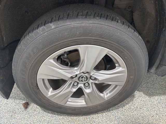 Used 2023 Toyota RAV4 XLE w/ XLE Grade Weather Package image 5