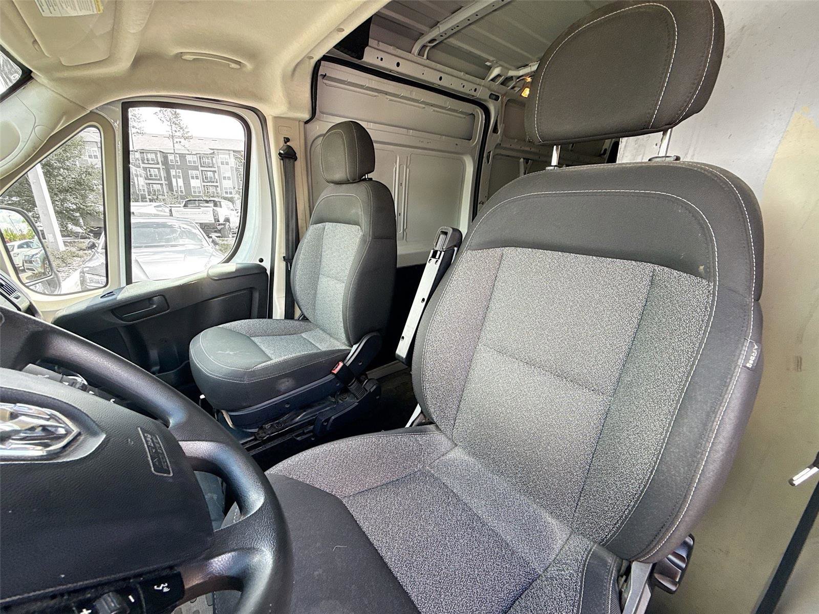 Used 2021 RAM ProMaster 2500 image 2