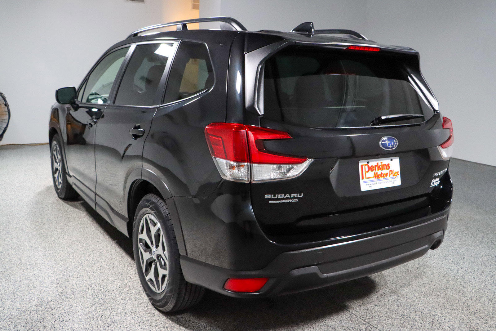 Used 2021 Subaru Forester Premium AWD/4WD image 9