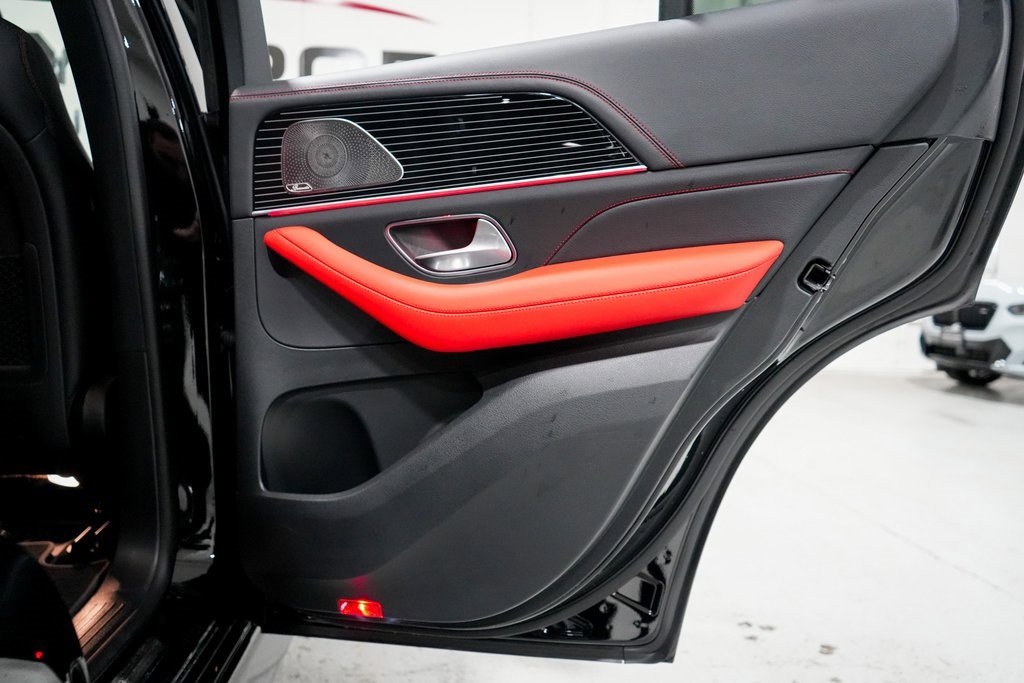 Used 2025 Mercedes-Benz GLE 53 AMG 4MATIC Coupe image 23