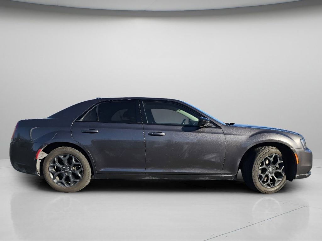 Used 2020 Chrysler 300 Touring w/ Sport Appearance Package image 24