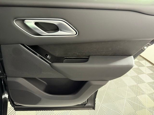New 2026 Land Rover Range Rover Velar Dynamic SE image 30