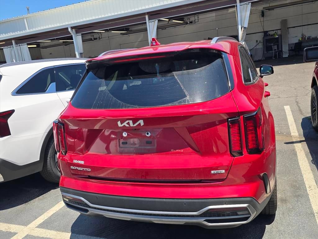 Certified 2023 Kia Sorento EX FWD image 10