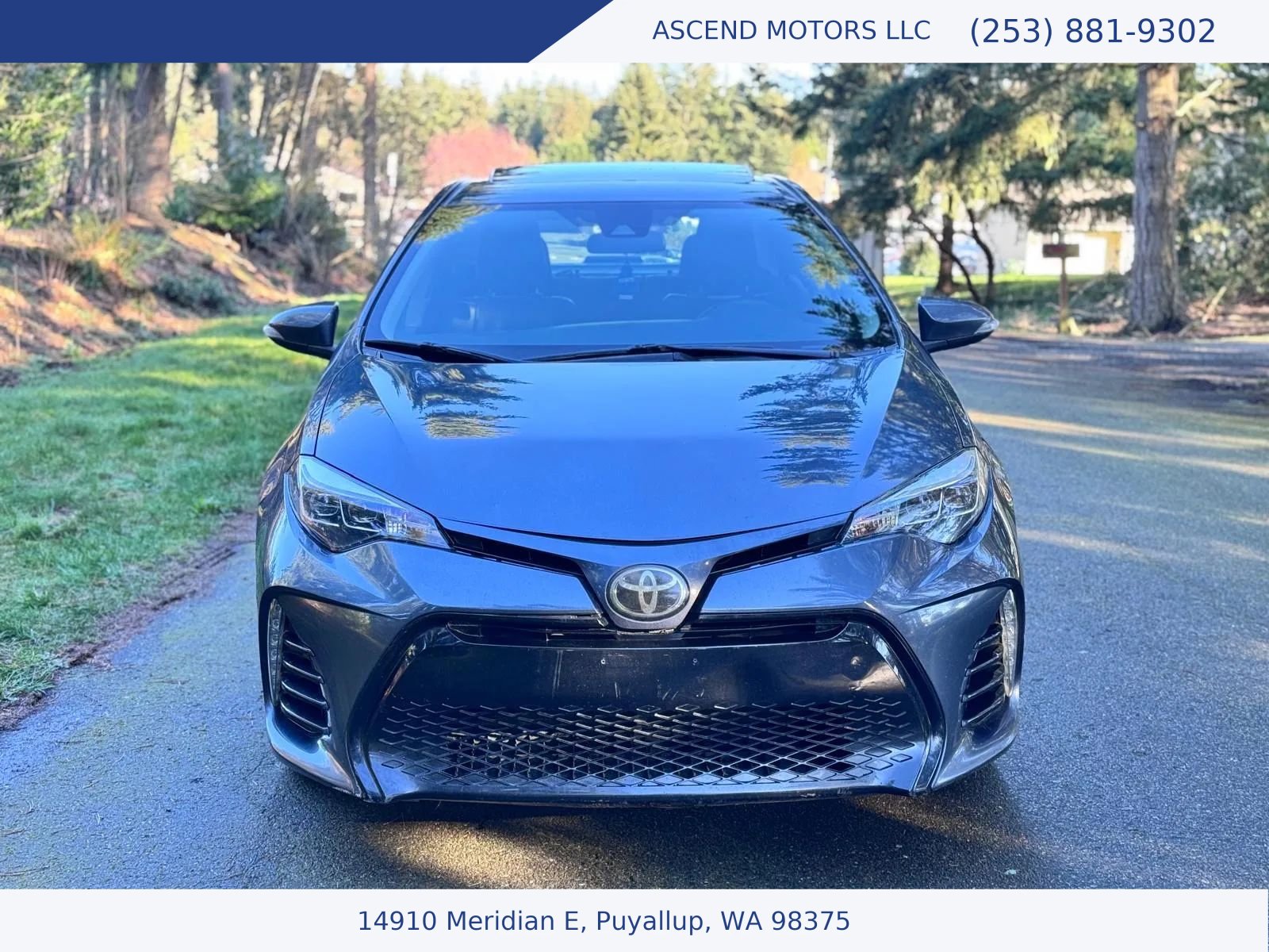 Used 2018 Toyota Corolla SE w/ SE Premium Package image 8