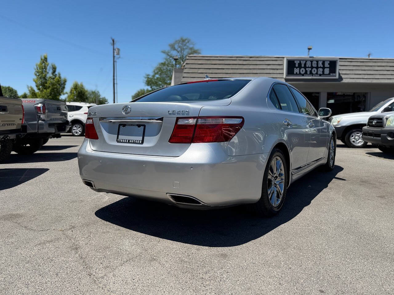 Used 2008 Lexus LS 460 RWD image 11