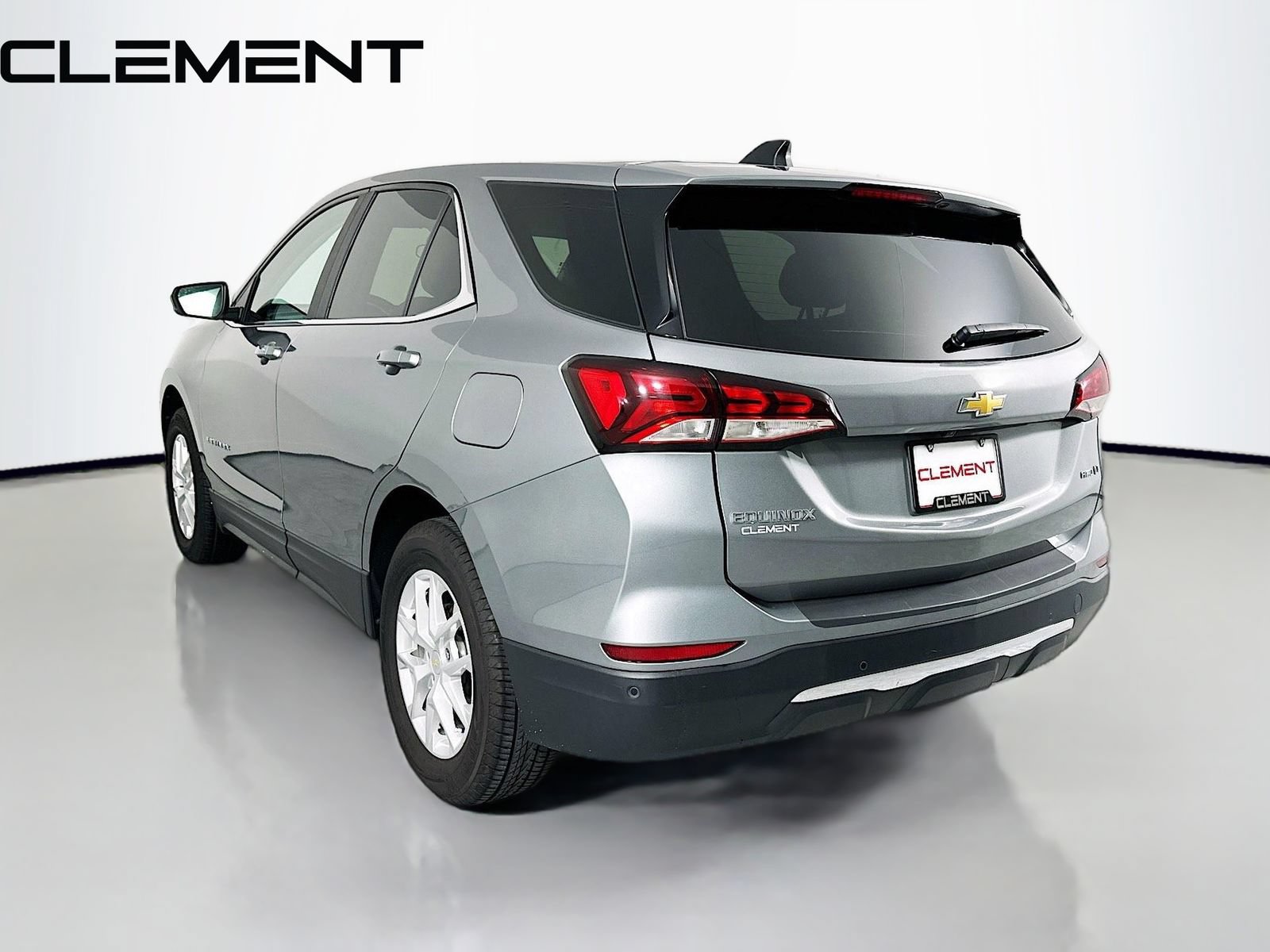 Used 2023 Chevrolet Equinox LT AWD/4WD image 10