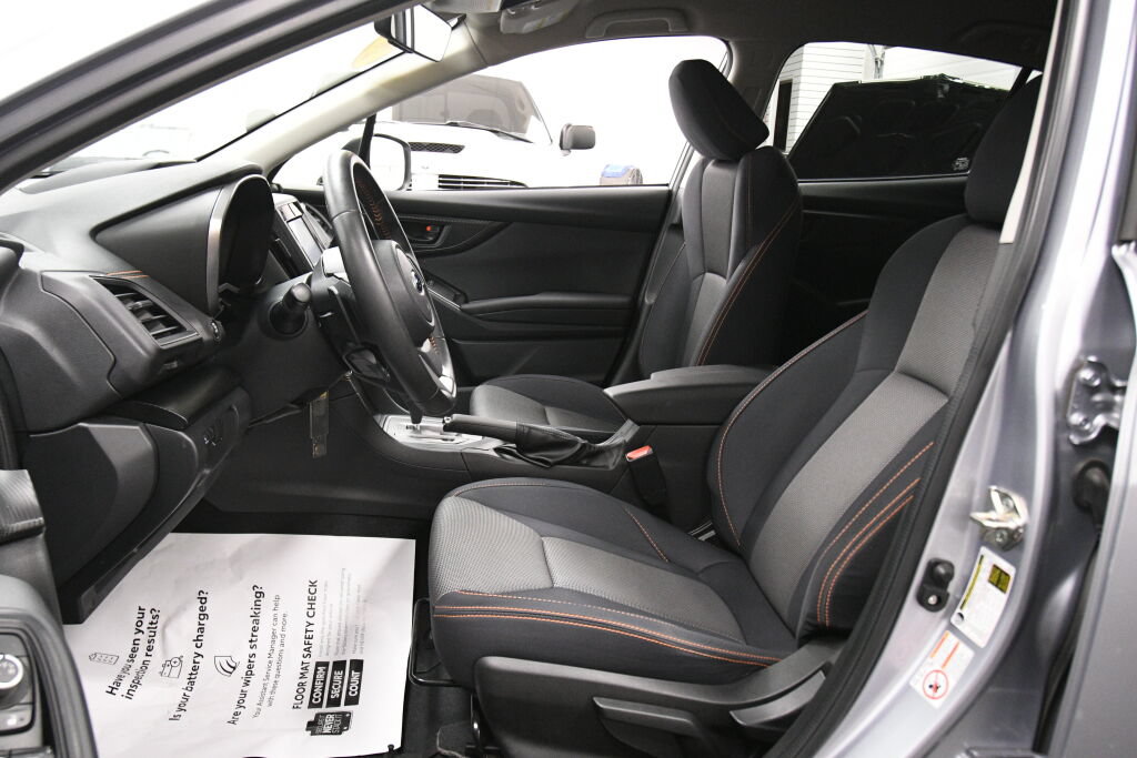 Used 2020 Subaru Crosstrek 2.0i Premium AWD/4WD image 9