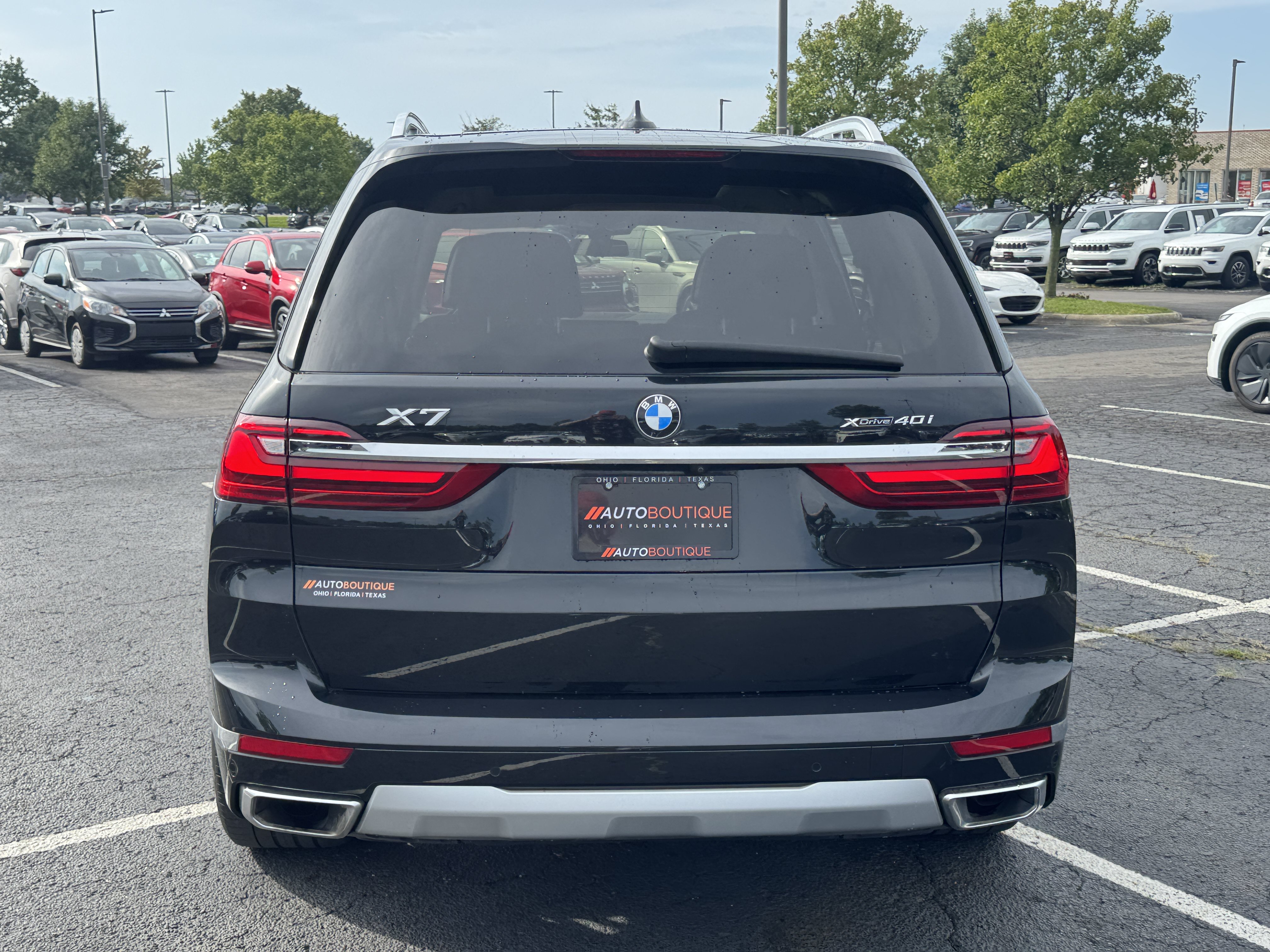 Used 2022 BMW X7 xDrive40i w/ Executive Package AWD/4WD image 13