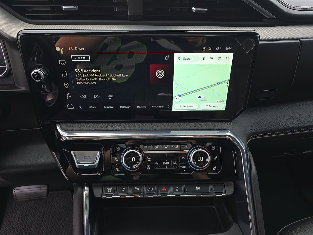 Used 2025 GMC Sierra 3500 Denali image 13